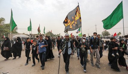 پیاده روی زائران اربعین حسینی
