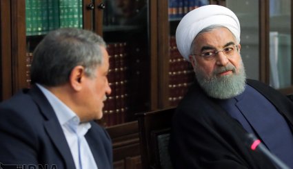 دیدار اعضای شورای شهر تهران با رئیس جمهوری