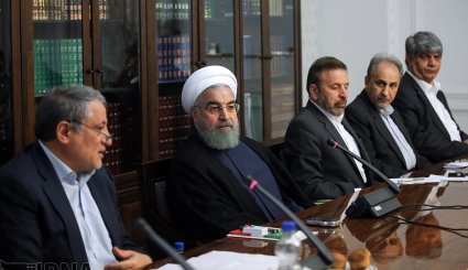 دیدار اعضای شورای شهر تهران با رئیس جمهوری