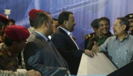 رونمایی از سامانه موشکی المندب1 در یمن
