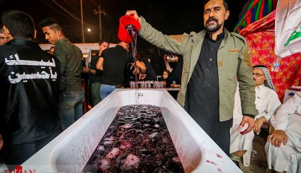 پذیرایی از زائران اربعین حسینی
