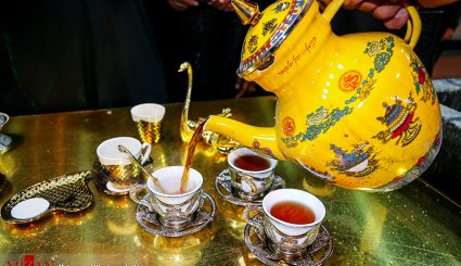 پذیرایی از زائران اربعین حسینی
