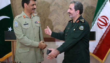 تصاویر/ نشست خبری مشترک فرماندهان نظامی ایران و پاکستان