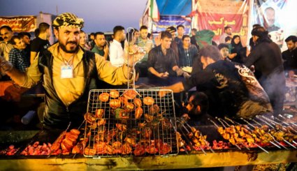 پذیرایی از زائران پیاده کربلا