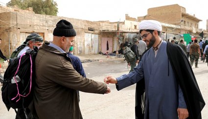 پذیرایی از زائران پیاده کربلا