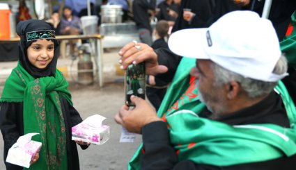 پذیرایی از زائران پیاده کربلا