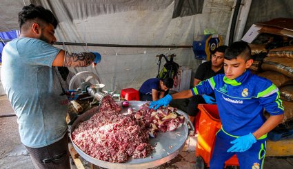 پذیرایی از زائران پیاده کربلا