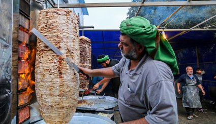 پذیرایی از زائران پیاده کربلا