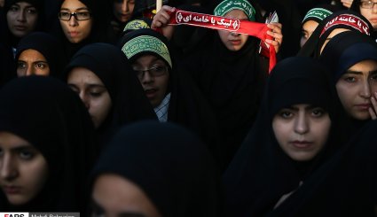 عزاداری دانشجویان از دانشگاه تهران تا حسینیه امام خمینی (ره) + تصاویر