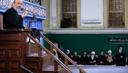 مراسم عزاداری اربعین حسینی با حضور هیئت‌های دانشجویی در حسینیه امام خمینی + تصاویر