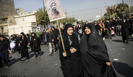 پیاده روی اربعین حسینی در تهران + تصاویر
