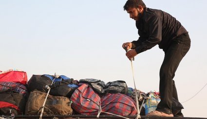 بازگشت زائران حسینی از کربلا
