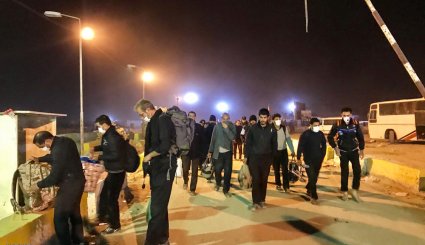 بازگشت زائران اربعین حسینی از مرز مهران + تصاویر