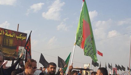 حضور شیعیان کشورهای مختلف جهان در مراسم پیاده روی اربعین