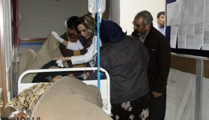 امداد رسانی به مصدومان زلزله در قصرشیرین