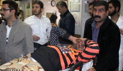امداد رسانی به مصدومان زلزله در قصرشیرین