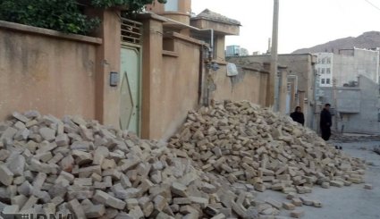 امداد رسانی به مصدومان زلزله در قصرشیرین