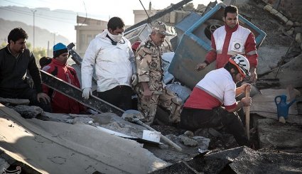 مصدومان و جانباختگان زلزله در سرپل‌ذهاب