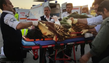 انتقال مجروحین زلزله کرمانشاه به تهران + تصاویر