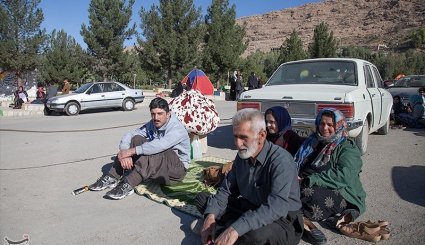 امداد رسانی به مصدومان زلزله در سرپل‌ذهاب + تصاویر
