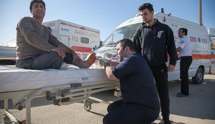 امداد رسانی به مصدومان زلزله در سرپل‌ذهاب + تصاویر