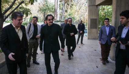 رونمایی از آلبوم عاشق کیست + تصاویر
