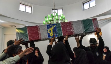 ورود پیکر ۵ شهید نیروی انتظامی به شیراز
