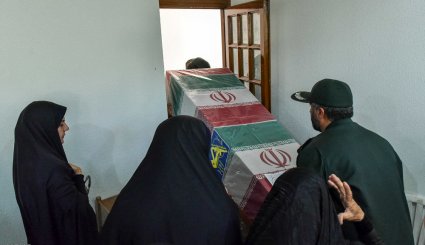 ورود پیکر ۵ شهید نیروی انتظامی به شیراز
