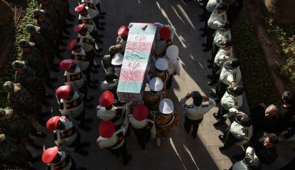 ورود پیکر ۵ شهید نیروی انتظامی به شیراز

