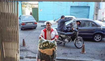 کمک‌های مردم تهران به زلزله‌زدگان کرمانشاه