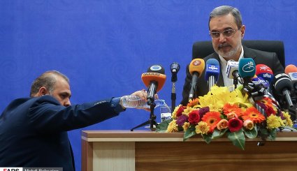 نشست خبری وزیر آموزش و پرورش
