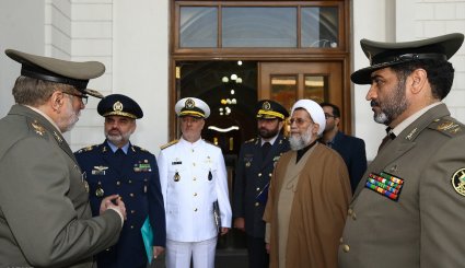 تصاویر/ دیدار فرماندهان ارتش جمهوری اسلامی ایران با لاریجانی

