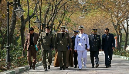 تصاویر/ دیدار فرماندهان ارتش جمهوری اسلامی ایران با لاریجانی
