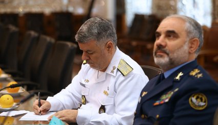 تصاویر/ دیدار فرماندهان ارتش جمهوری اسلامی ایران با لاریجانی
