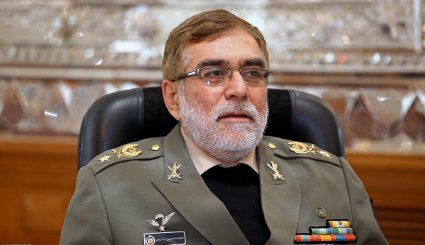 تصاویر/ دیدار فرماندهان ارتش جمهوری اسلامی ایران با لاریجانی
