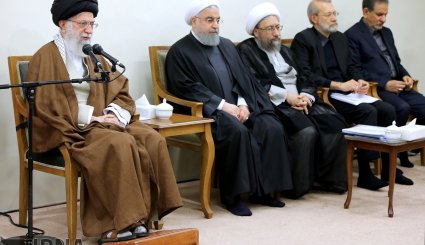 تصاویر/ دیدار سران سه قوه و مسئولان نظام با رهبر انقلاب
