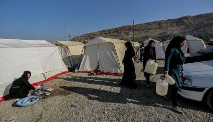 وضعیت نامناسب زلزله زدگان سرپل ذهاب + تصاویر