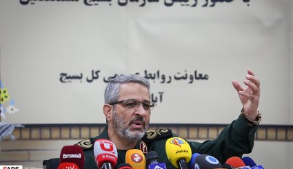 نشست خبری رئیس سازمان بسیج مستضعفین + تصاویر