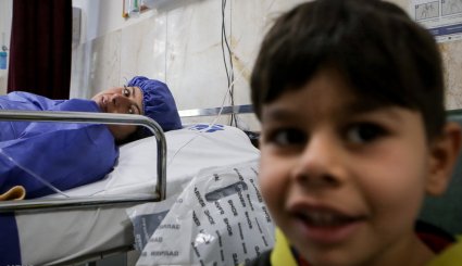 رسیدگی به مصدومان حادثه زلزله کرمانشاه + تصاویر