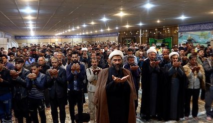 پیاده روی زائران حرم رضوی + تصاویر