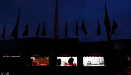 پیاده روی زائران حرم رضوی + تصاویر