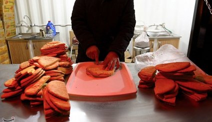 پیاده روی زائران حرم رضوی + تصاویر