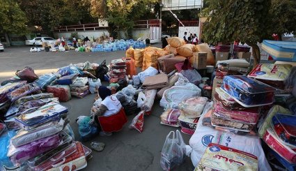 جمع آوری کمکهای مردمی برای زلزله زدگان - اصفهان + تصاویر
