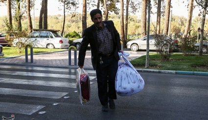 جمع آوری کمکهای مردمی برای زلزله زدگان - اصفهان + تصاویر
