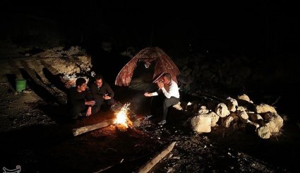 امداد رسانی به مردم زلزله زده روستاهای کرمانشاه + تصاویر