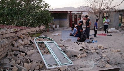 امداد رسانی به مردم زلزله زده روستاهای کرمانشاه + تصاویر