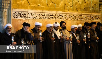 مراسم خطبه خوانی شب شهادت امام رضا (ع) در حرم رضوی + تصاویر