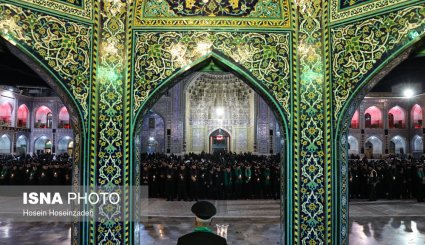 مراسم خطبه خوانی شب شهادت امام رضا (ع) در حرم رضوی + تصاویر