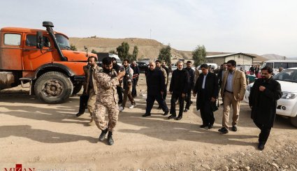 بازدید رئیس مجلس از مناطق زلزله زده کرمانشاه
