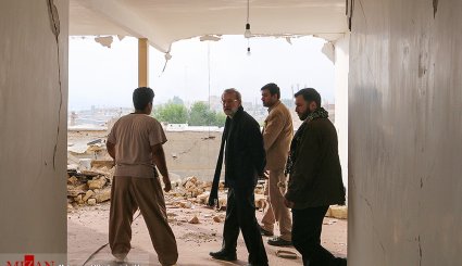 بازدید رئیس مجلس از مناطق زلزله زده کرمانشاه
